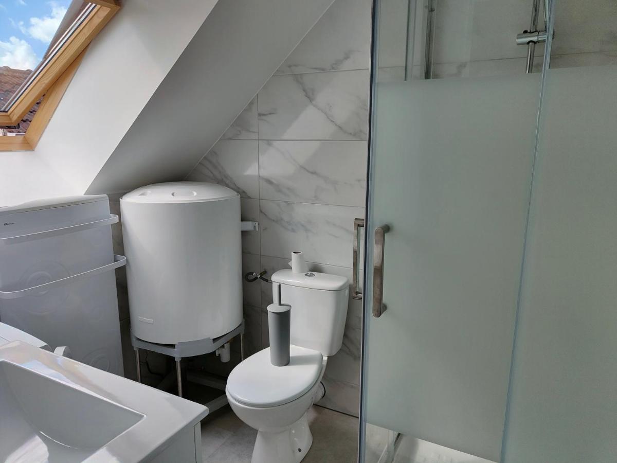 Les Lofts De Provins: Apt 6 Екстериор снимка